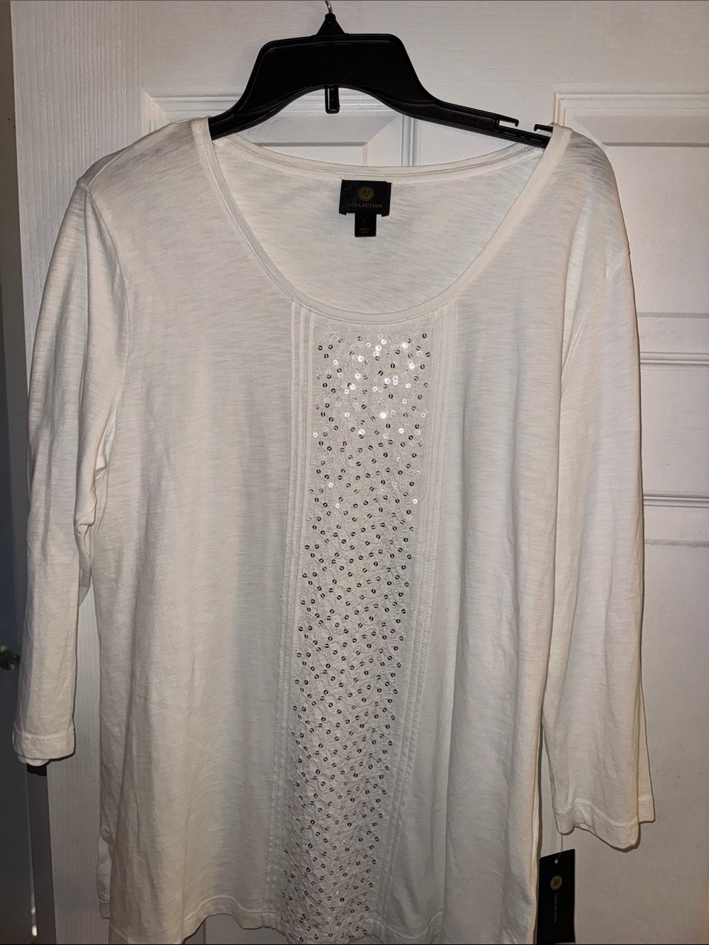 JM Collection White Scoop Neck Long Sleeve Top with Sequin Front